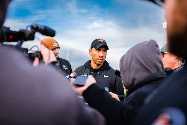 baseball manager vs coach baseball manager vs coach